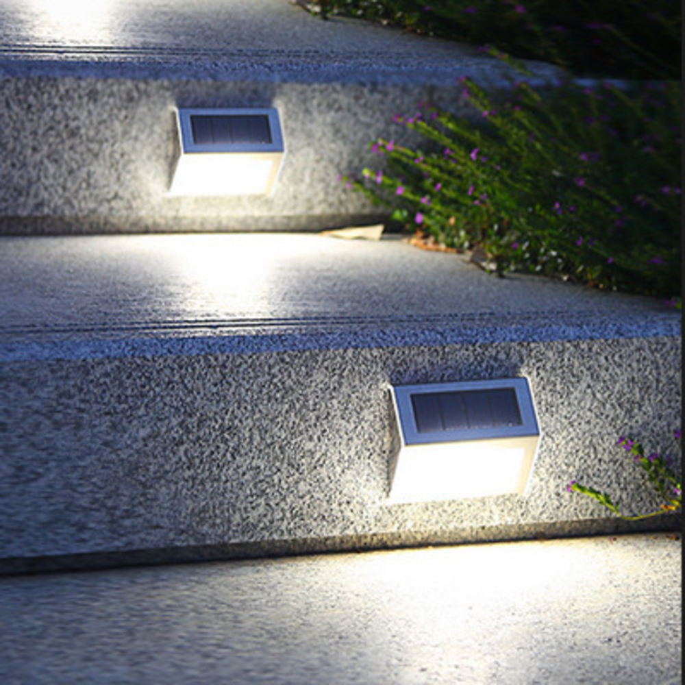 10w Solar Powered 40 Led Wall Hanging Light for Garden Step Fence